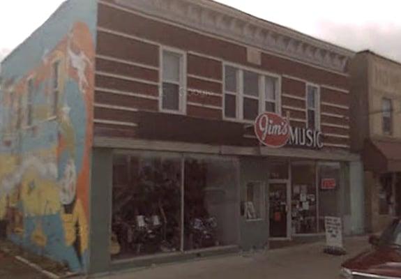 View of this business from Ludington Street.