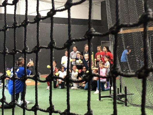 Clinic 8u-10u with Toni Paisley and her group.