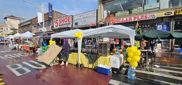 Mento has a Stall during Jamaican Jam Festival. Ox Tail and Curry Goat look good