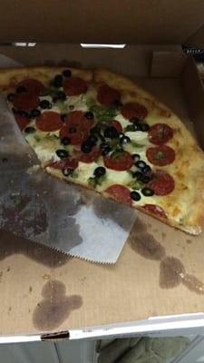 This pizza was absolutely delicious and it was my first time trying white pizza it was to die for! It felt like New York City!!