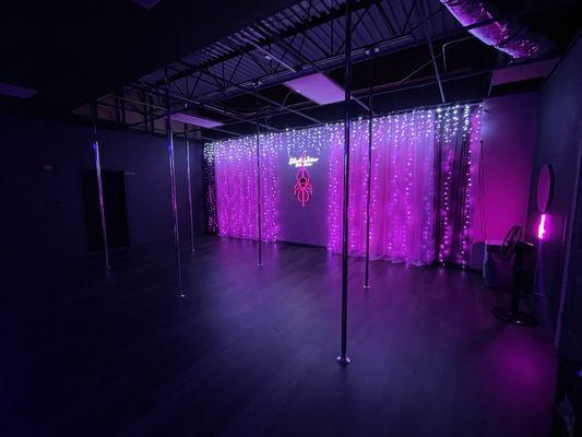 Pole Room