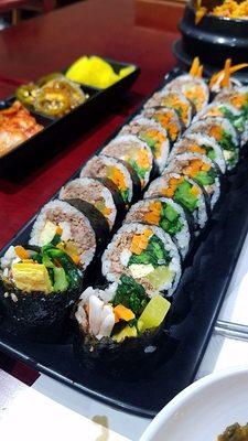 Kimbap with beef