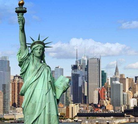 Visit the Statue of Liberty and Ellis Island on our tour!