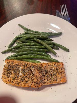 Salmon amf green beans