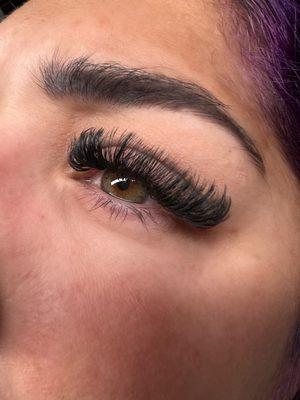 Volume lash extensions