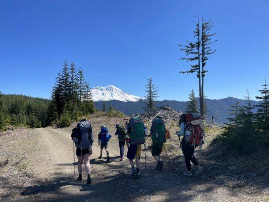 5th graders on their end-of-year backpacking trip