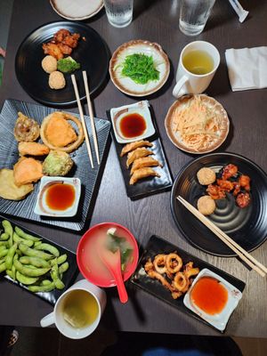 Table layout of food