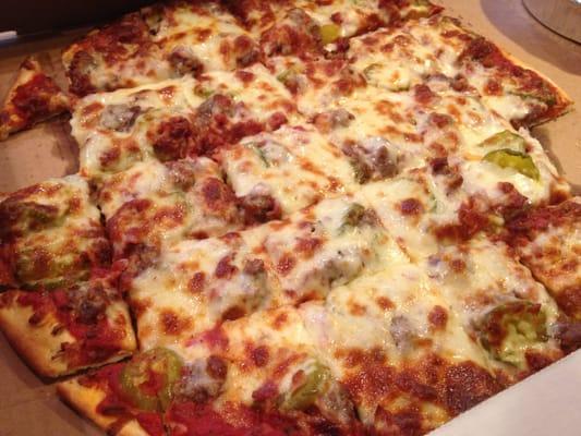 Cheeseburger pizza 8 out of 10