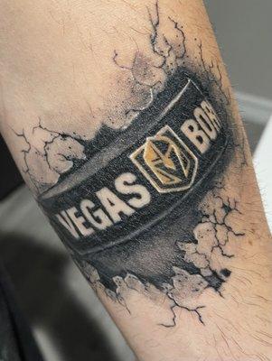 Vegas golden knights tattoo done by sweet t. Absolutely perfect