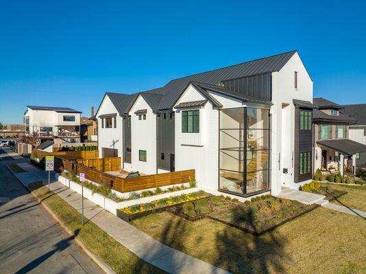 Custom flat Standing Seam roof and wall panels.  Oklahoma City, OK.  16th street Plaza district.