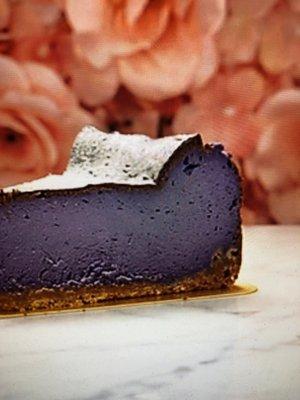 Ube Brûlée Lava Cheesecake