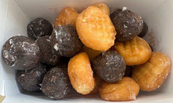 25-count Glazed and Glazed Chocolate Munchkins.