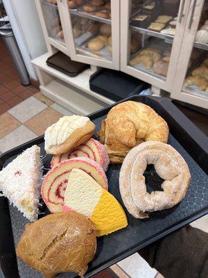 The pan dulce selection was fantastic and everything was fresh and delicious.