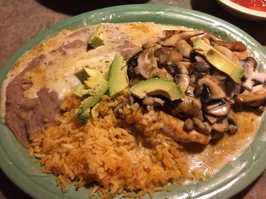 Pollo Feliz with Mushrooms & Avocado Slices