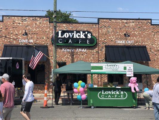 Main entrance to Lovick's Cafe.  The booth was part of a barbecue fest going on while we were in town.