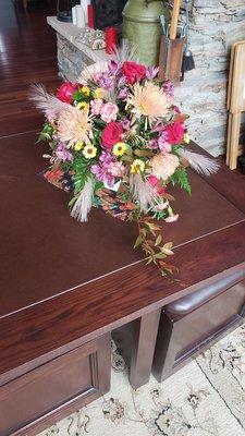 The most beautiful arrangement I have ever seen .  Spindale florist did a great job!!!