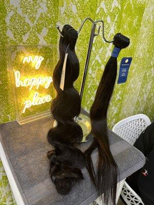 We have body wave, kinky wave, 613 and straight bundles in many different inches.