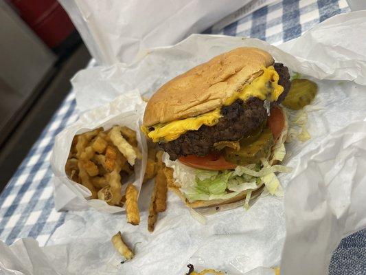 Cheeseburger and fries