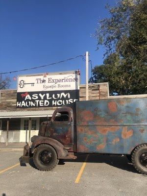 Omg! The Jeepers Creepers truck