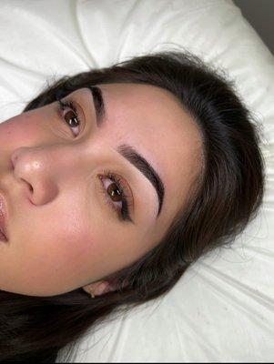 Hybrid brow tint