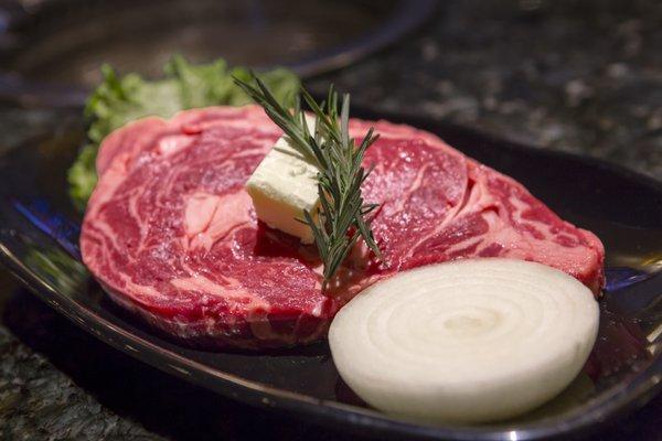 ROSEMARY BUTTER RIBEYE STEAK!