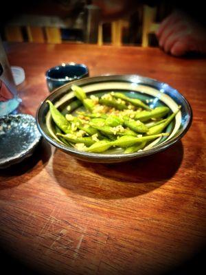 Garlic edamame