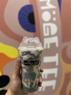 Black sesame milk tea!