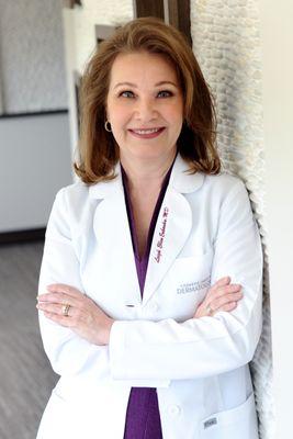 Meet Dr. Leigh Ellen Eubanks. She has been practicing medical and cosmetic dermatology since 1999.