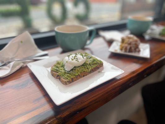 Avocado toast with poached egg