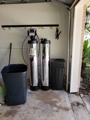 Whole House Filtration System with Water Softening. One valve cleans both tanks! Save Water and Salt!