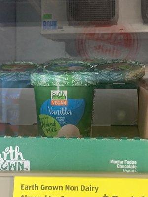 ALDIs vegan Vanilla almond milk ice cream