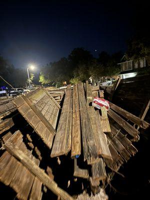 Fence removal-hauling