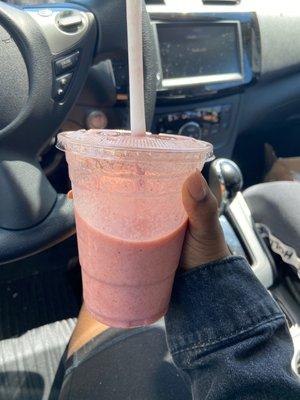 There a smoothie with flaxseeds, mango, strawberry, raspberry, almond milk, agave and whey protein