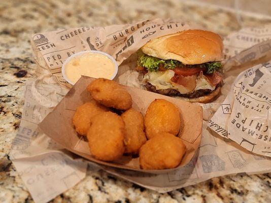 The Big Easy Burger with Mac & Cheese Bites