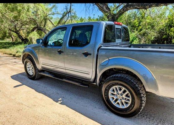 2018 Nissan Frontier Crew Cab SV.