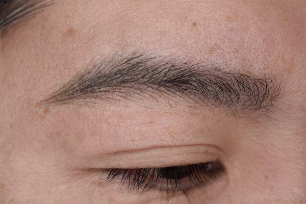 Nano hairstrokes detail for men