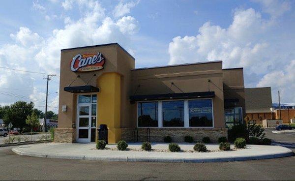 Cane's- Race road