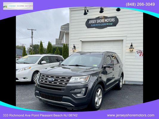 This is a 2016 Ford Explorer V6 XLT 4WD Carfax Certified 1-owner.   We offer competitive financing, including customers who have tax id's an