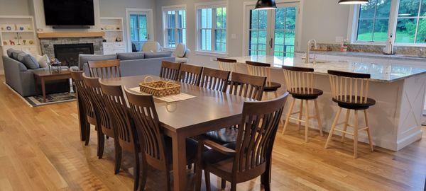 Walnut Dining room set wit counter stools