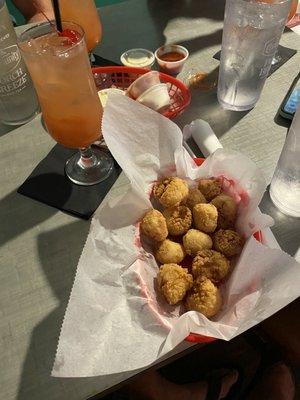 Fried scallops and a rum runner