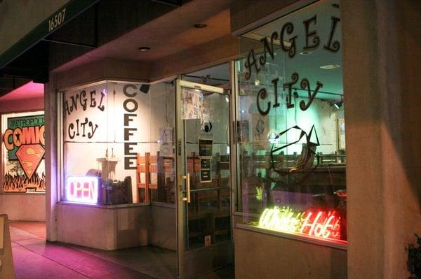 The Angel City Cafe in the evening hours.