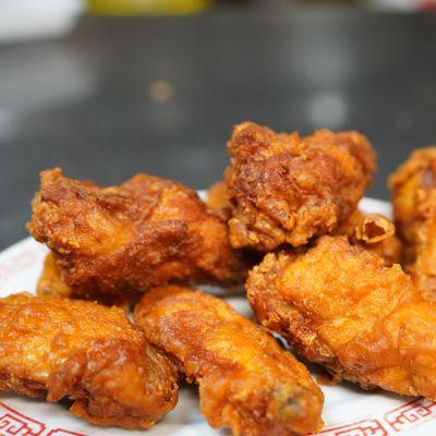 FRIED CHICKEN WINGS