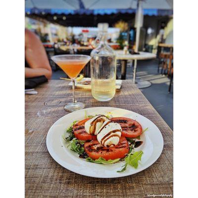 Burrata caprese salad | #intenselypassionatephotography