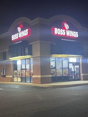 Boss wings now open till 2am