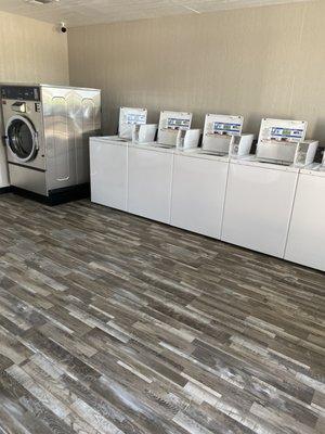 Clean laundry room. Always spotless