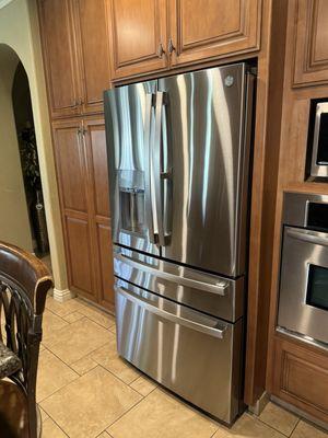 GE Profile 4 Door French door refrigerator 28