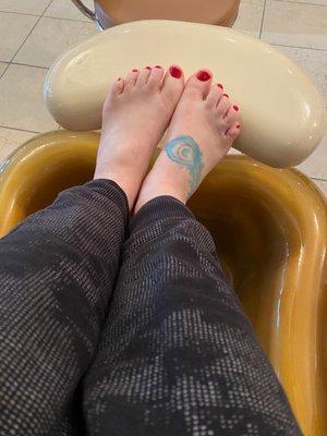 Fresh gel pedicure