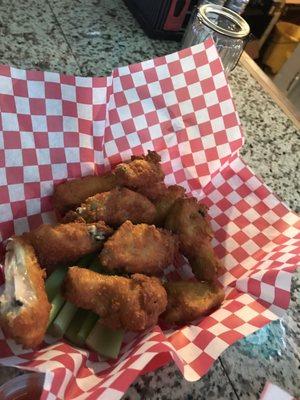 $5 bar wings