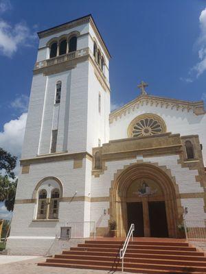 Saint Leo Abbey and Benedictine Monastery