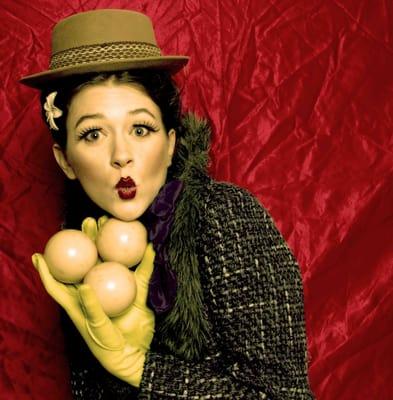 LINDSAY BENNER VARIETY ENTERTAINER . PHYSICAL COMIC . A CROSS BETWEEN LUCILLE BALL AND CHARLIE CHAPLIN .